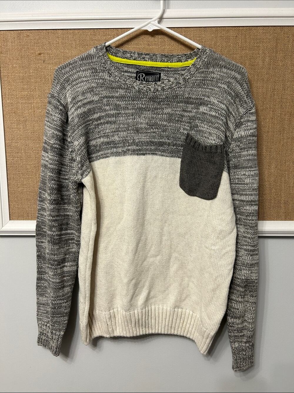 Retrofit Two-Tone Gray and Cream Crewneck Sweater with Dark Gray Pocket